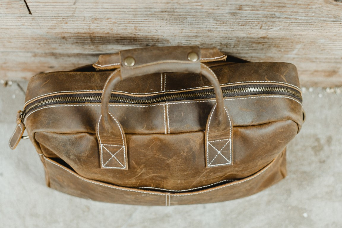 Stylishly Mobile: Messenger-Style Leather Satchels with Adjustable Straps
