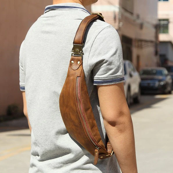 Modern Leather Belt Bags: Blending Functionality with Fashion