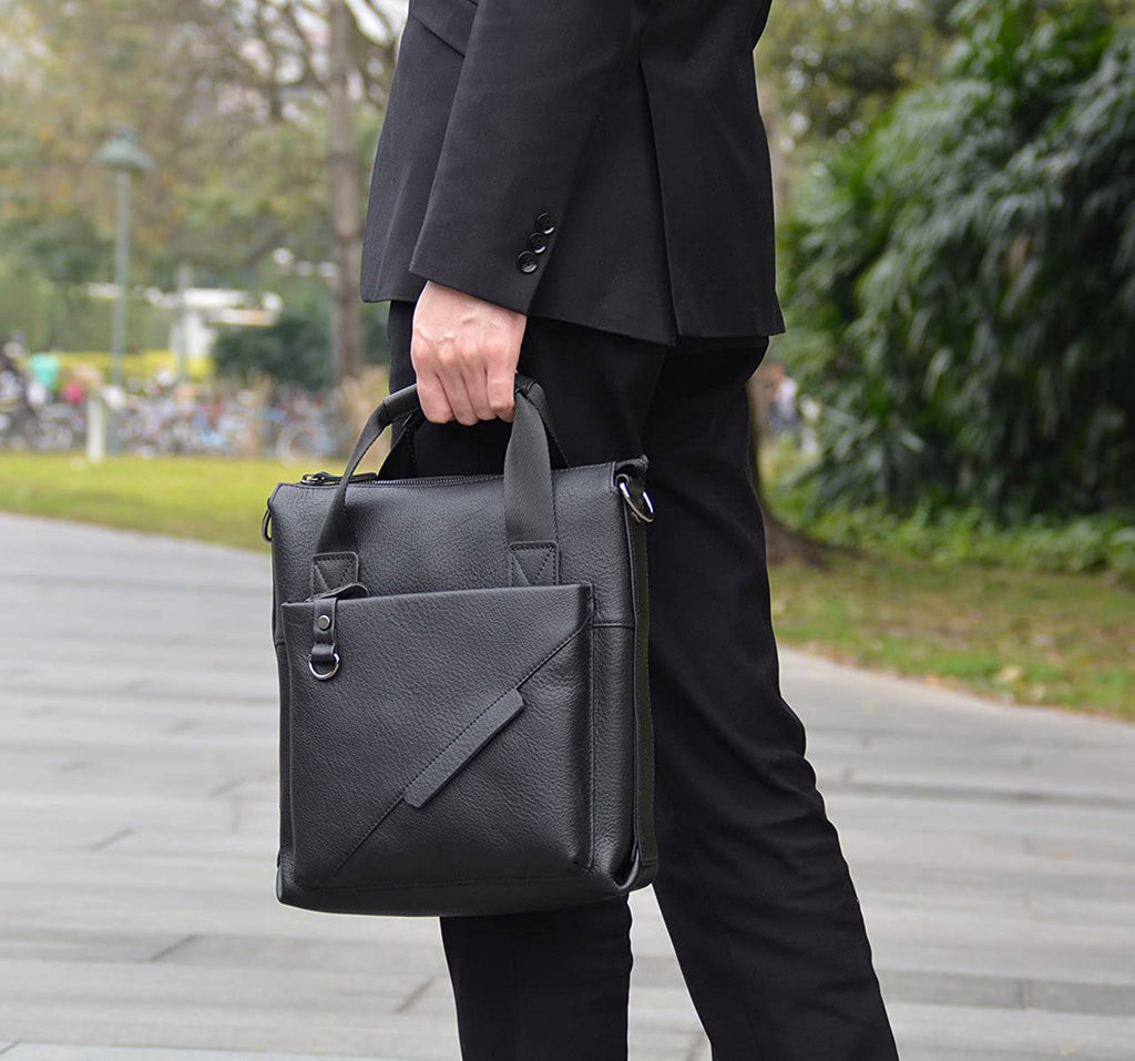 Elevating Elegance: The Professional Appeal of Leather Messenger Bags