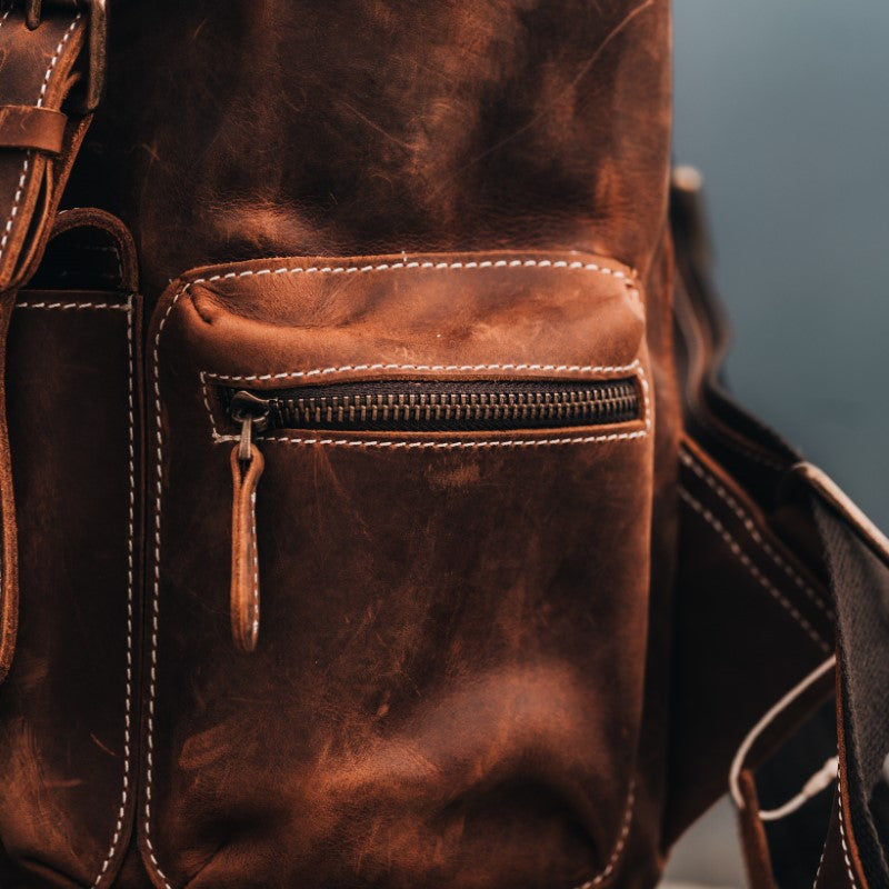 Dual Side Pockets for Quick Access