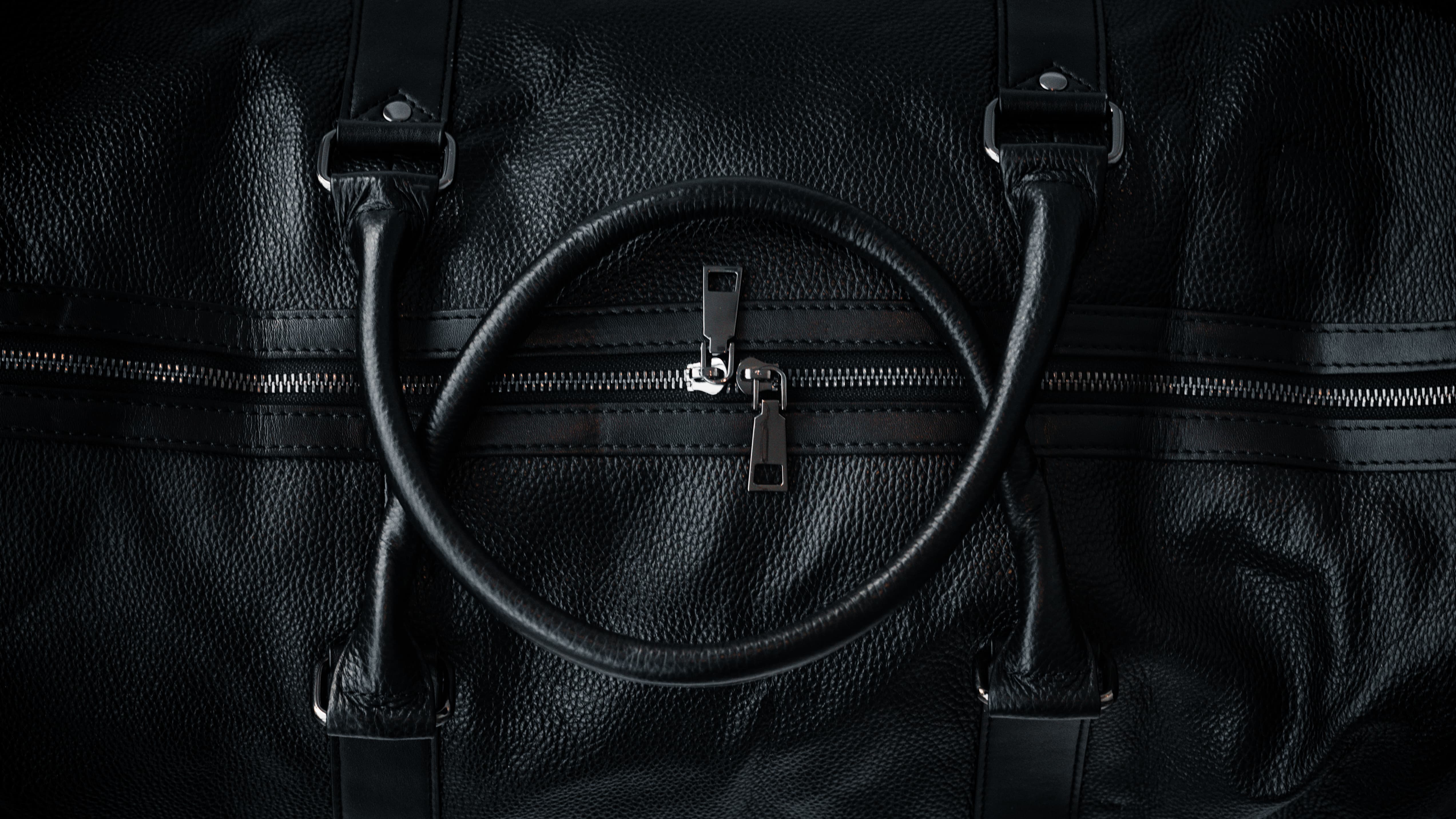 Premium Leather That Ages Beautifully