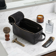 The Anders Dopp Kit | Black Leather Toiletry Bag